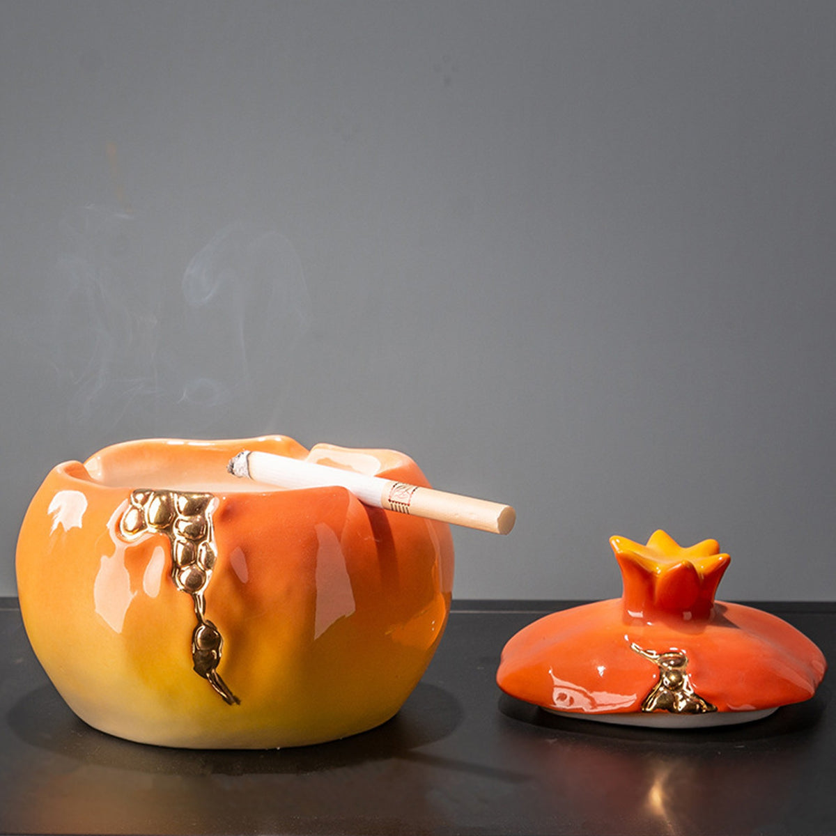 Lidded Ashtray Ceramic Pomegranate Decorative Ash Tray Ashtray