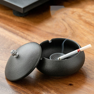 Ceramic Ashtray with Lid for Indoor and Outdoor Use A