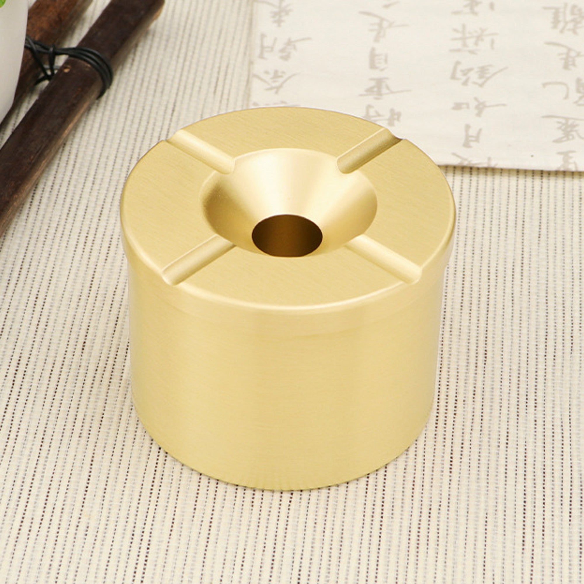 Brass Ashtray with Lid – Ashtray Planet