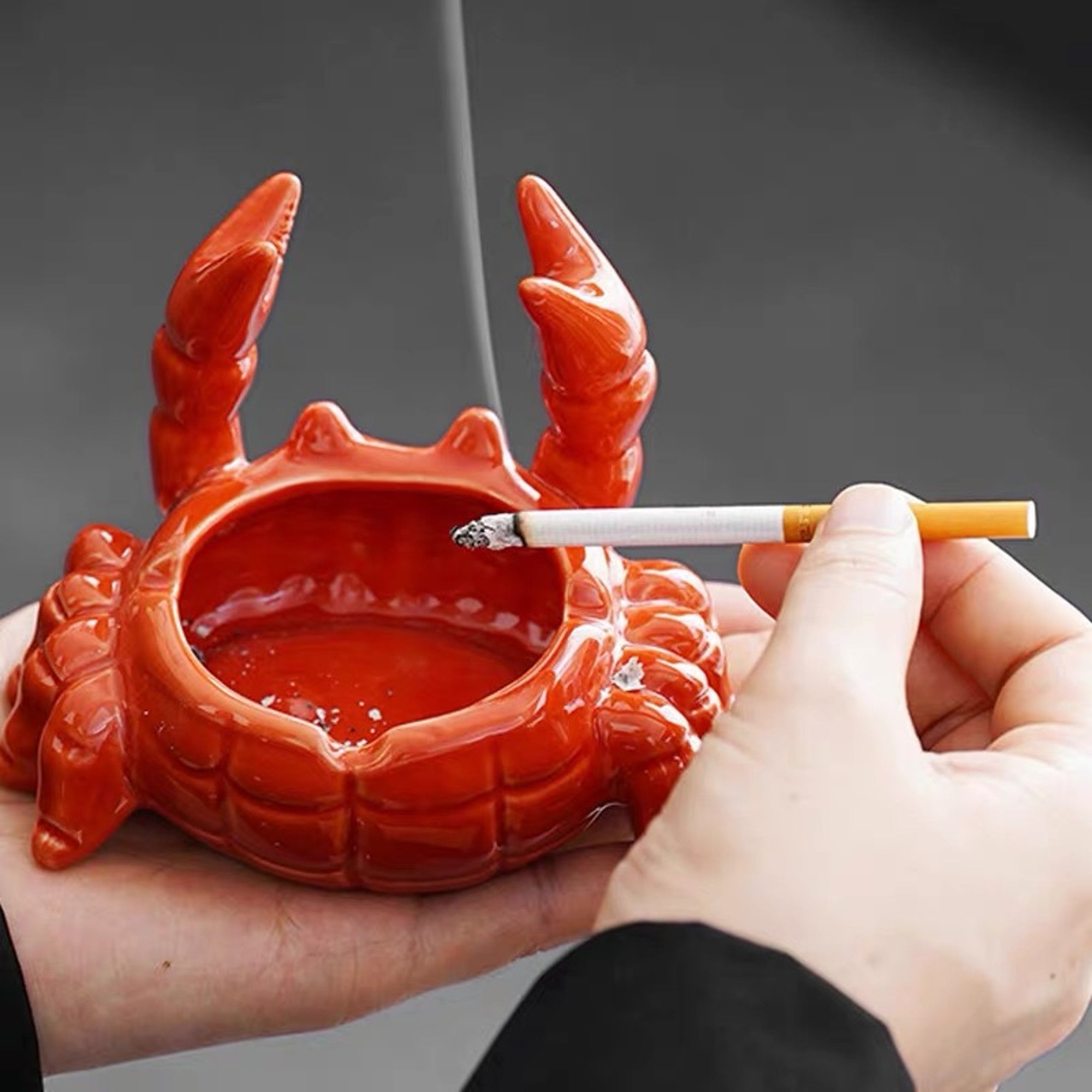 Cool Covered Ashtray for Outdoor Cute Crab Bull – Ashtray Planet