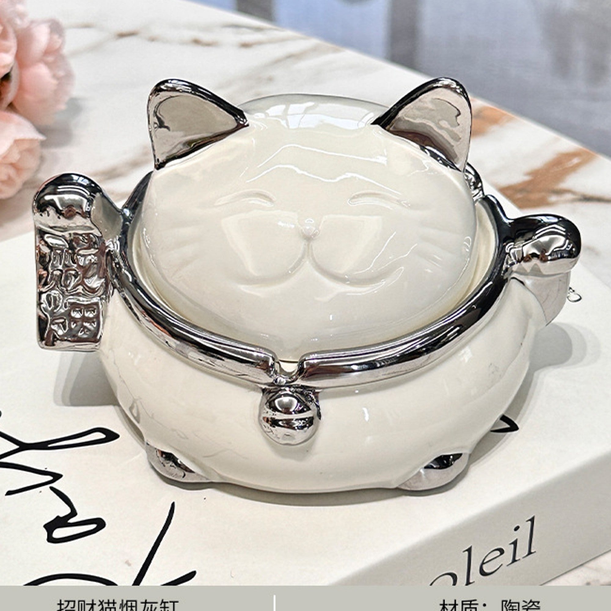 Fortune Cat Ashtray with Lid Ceramic – Ashtray Planet