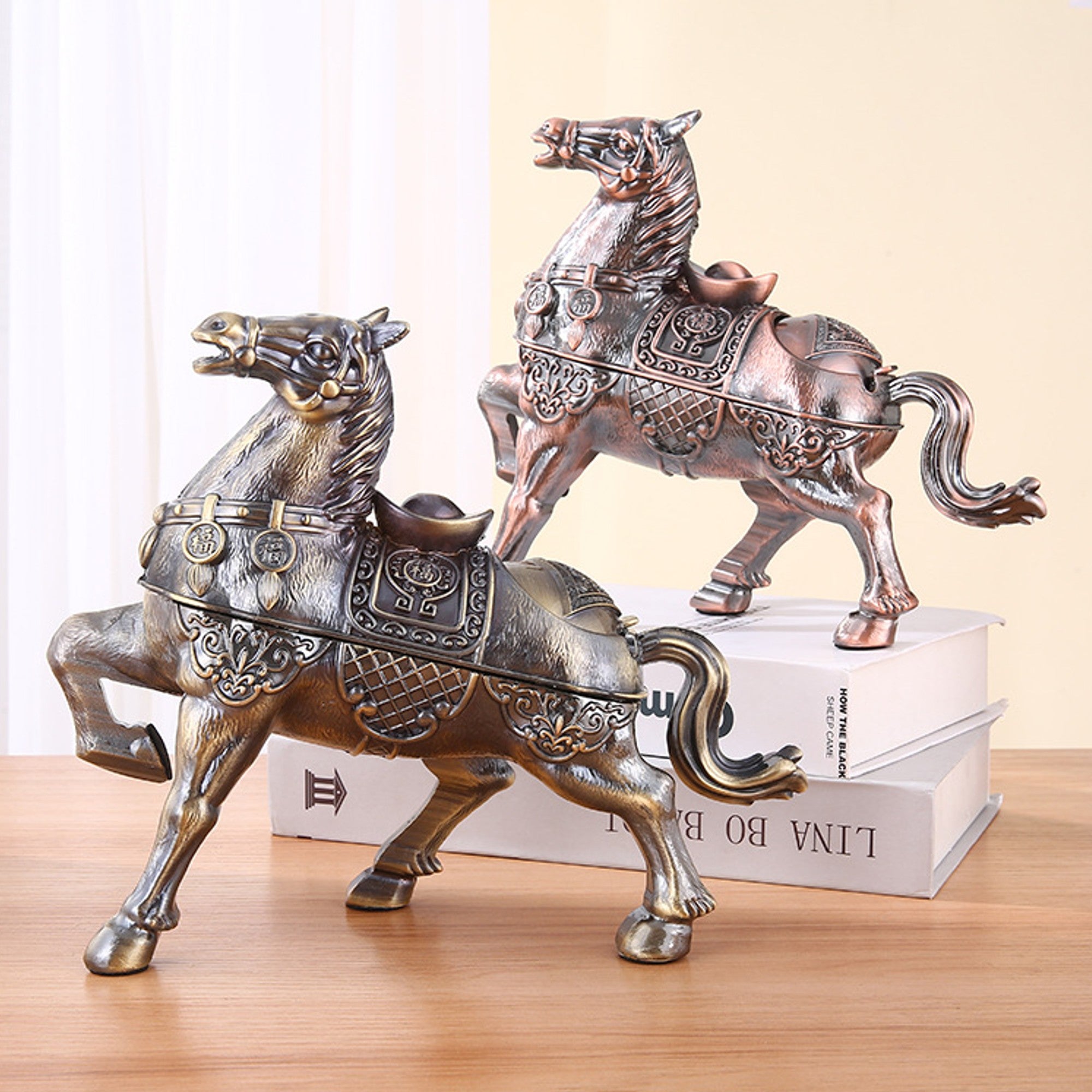 Fortune Horse Ashtray with Lid Metal Covered Large – Ashtray Planet