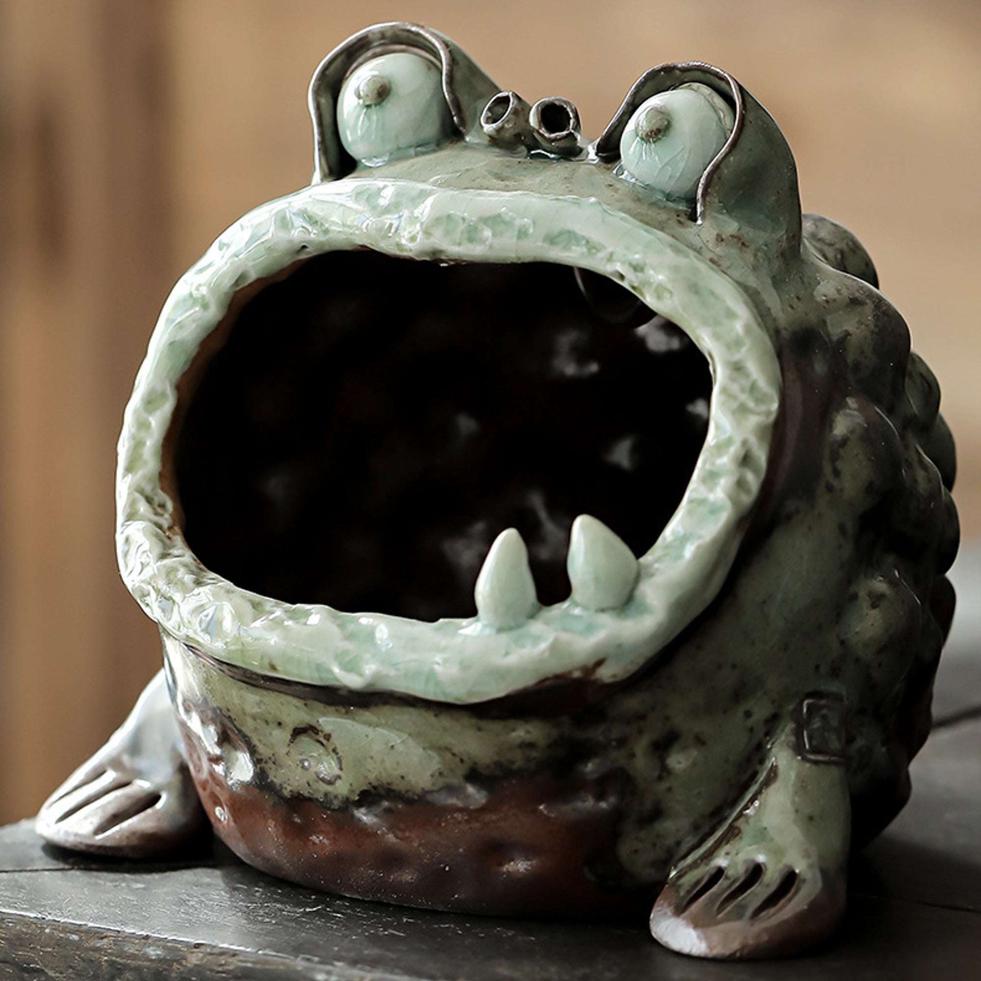 Lucky Toad Ashtray Cute Ceramic Windproof Ash Tray – Ashtray Planet