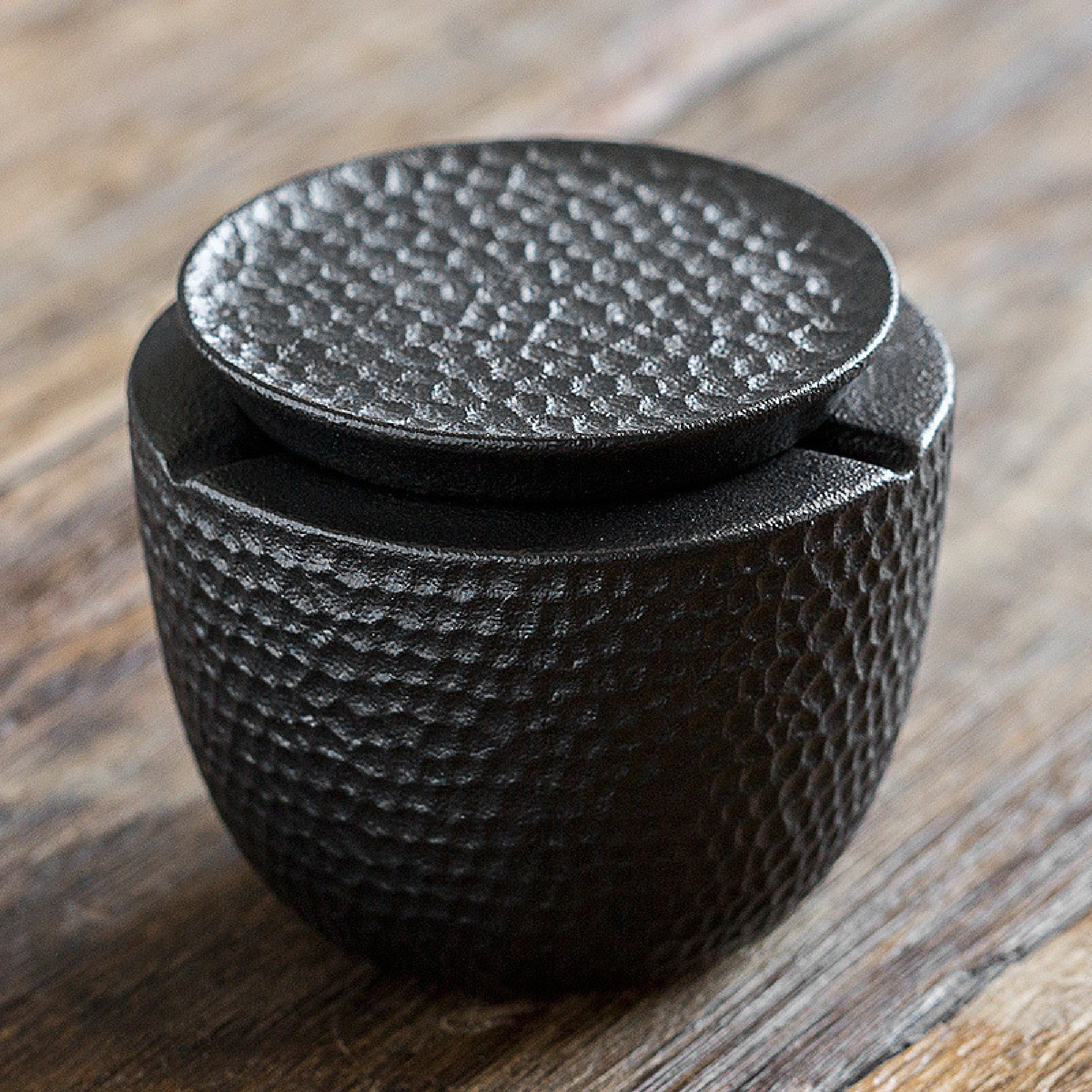 Outdoor Ashtray with Lid for Patio Ceramic – Ashtray Planet