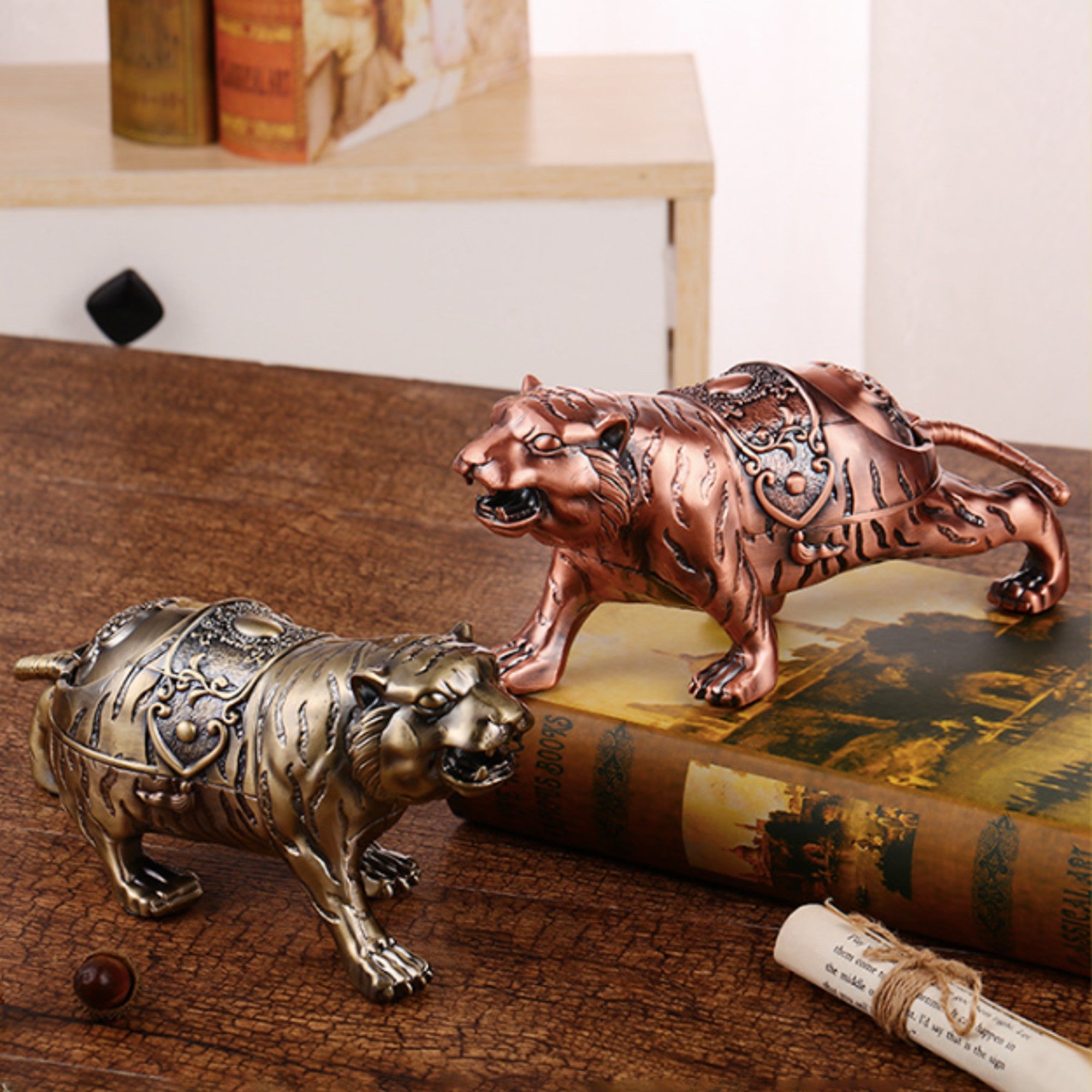 Tiger Ashtray with Lid (2 styles) – Ashtray Planet